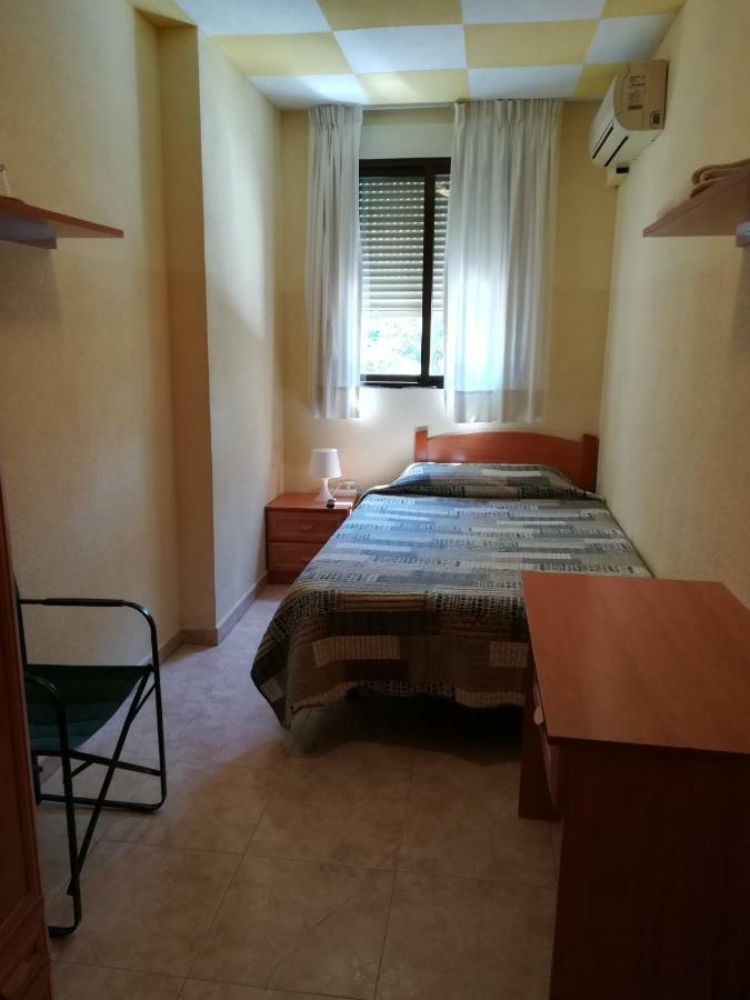 Hostal Brunete Habitación foto